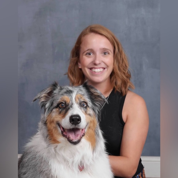 Meet your Posher, Elizabeth - Picture 2 of 4